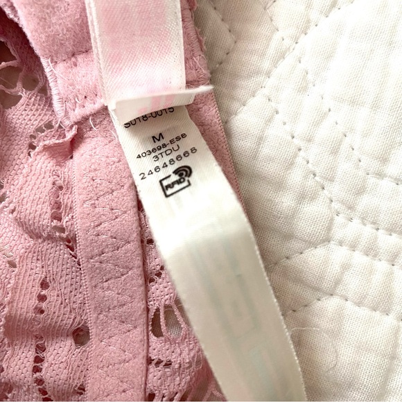 PINK Victoria’s Secret Pink Lace Halter Bralette Size M - Picture 7 of 9